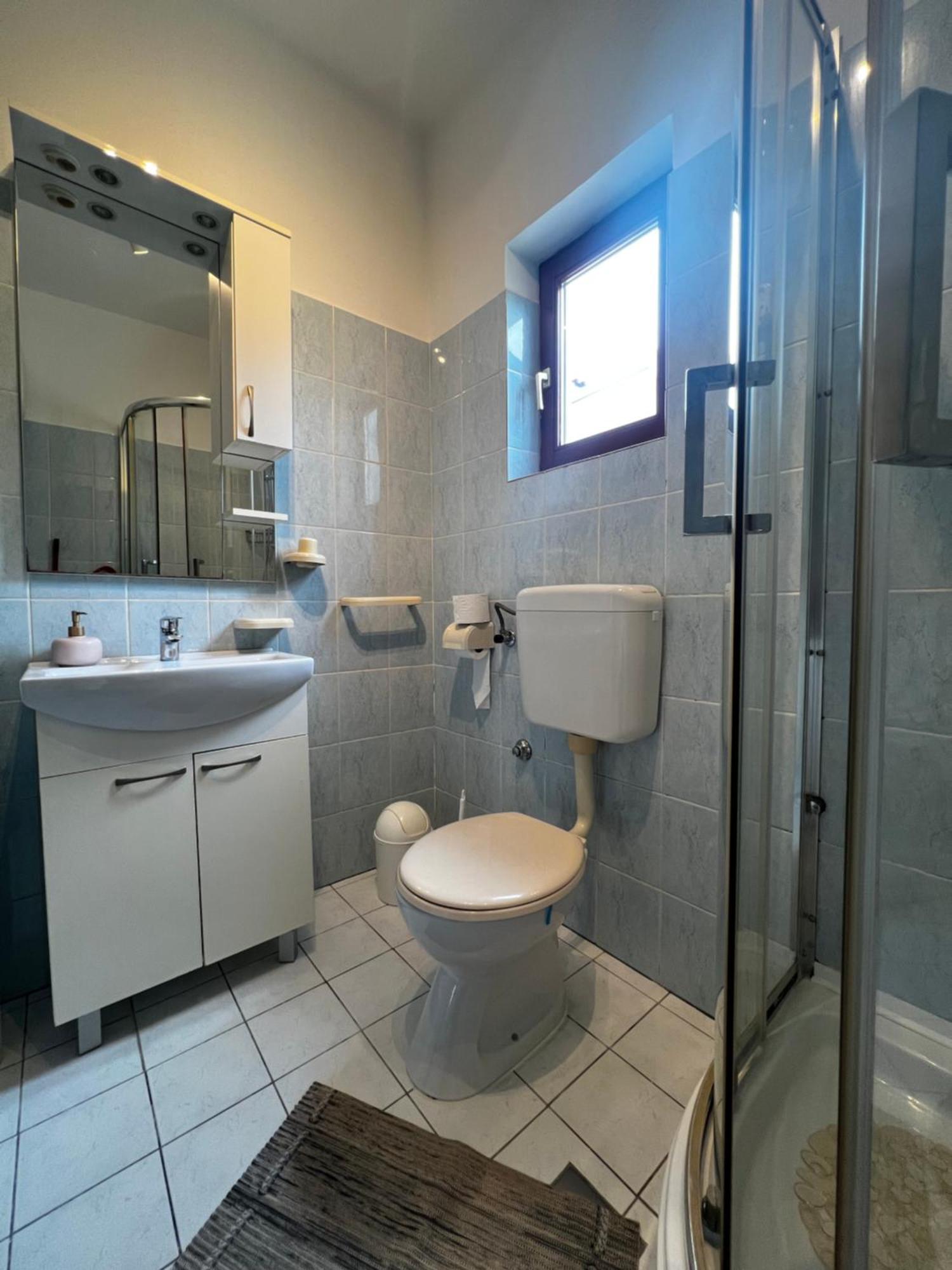 House Klarin Apartment Jezera